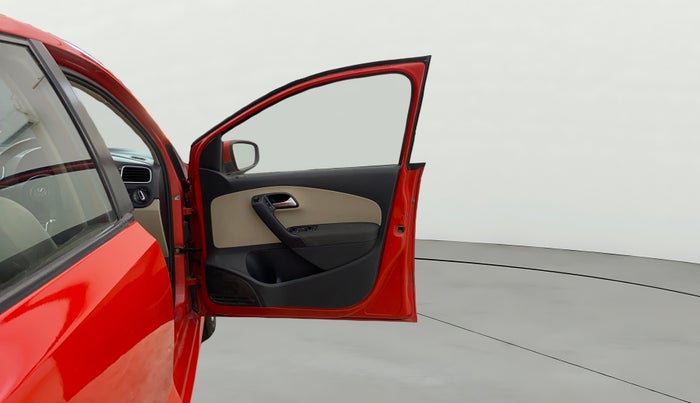 2013 Volkswagen Polo HIGHLINE DIESEL, Diesel, Manual, 52,206 km, RHS Front Door