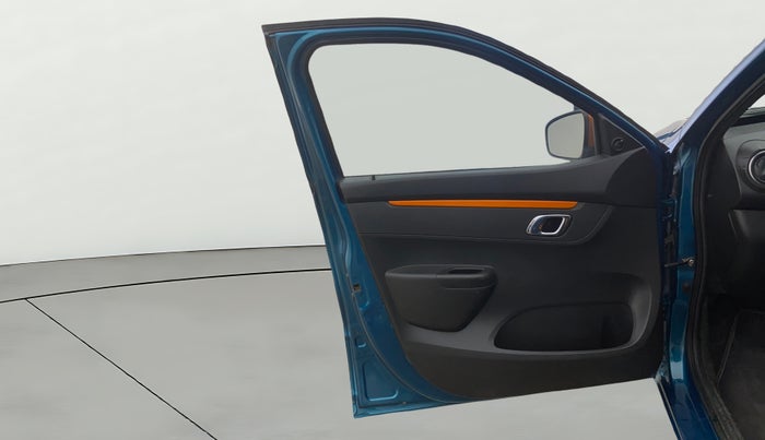 2021 Renault Kwid CLIMBER 1.0 (O), Petrol, Manual, 28,245 km, LHS Front Door