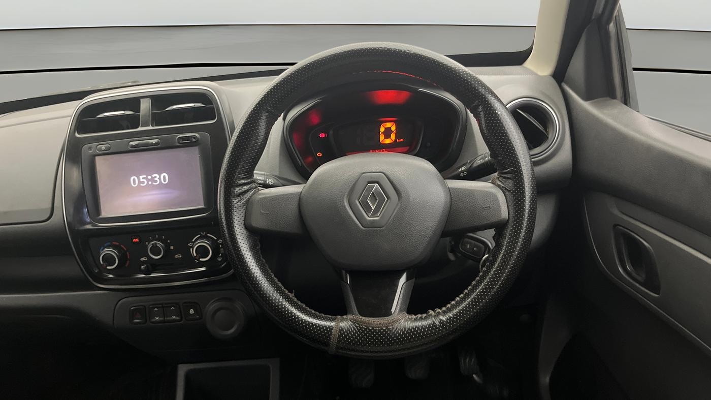 2015 Renault Kwid RXT 0.8, Petrol, Manual, 71,341 km, Steering Wheel Close Up