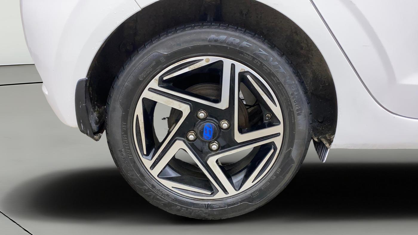 2024 Hyundai GRAND I10 NIOS SPORTZ 1.2 KAPPA VTVT CNG, CNG, Manual, 32,216 km, Right Rear Wheel