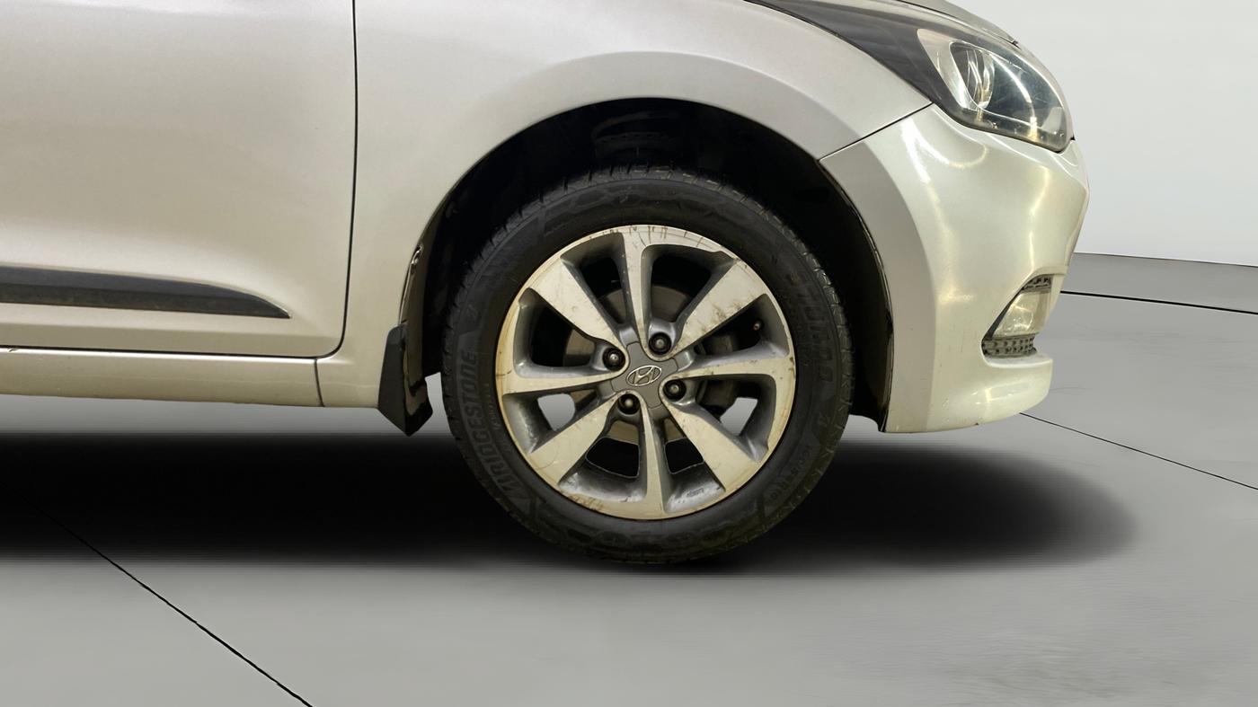 2017 Hyundai Elite i20 ASTA 1.4 CRDI (O), Diesel, Manual, 62,844 km, Right Front Wheel