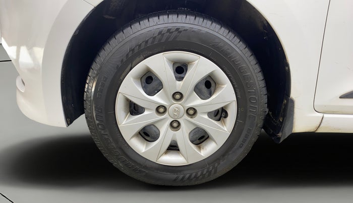 2016 Hyundai Elite i20 SPORTZ 1.2, Petrol, Manual, 49,882 km, Left Front Wheel