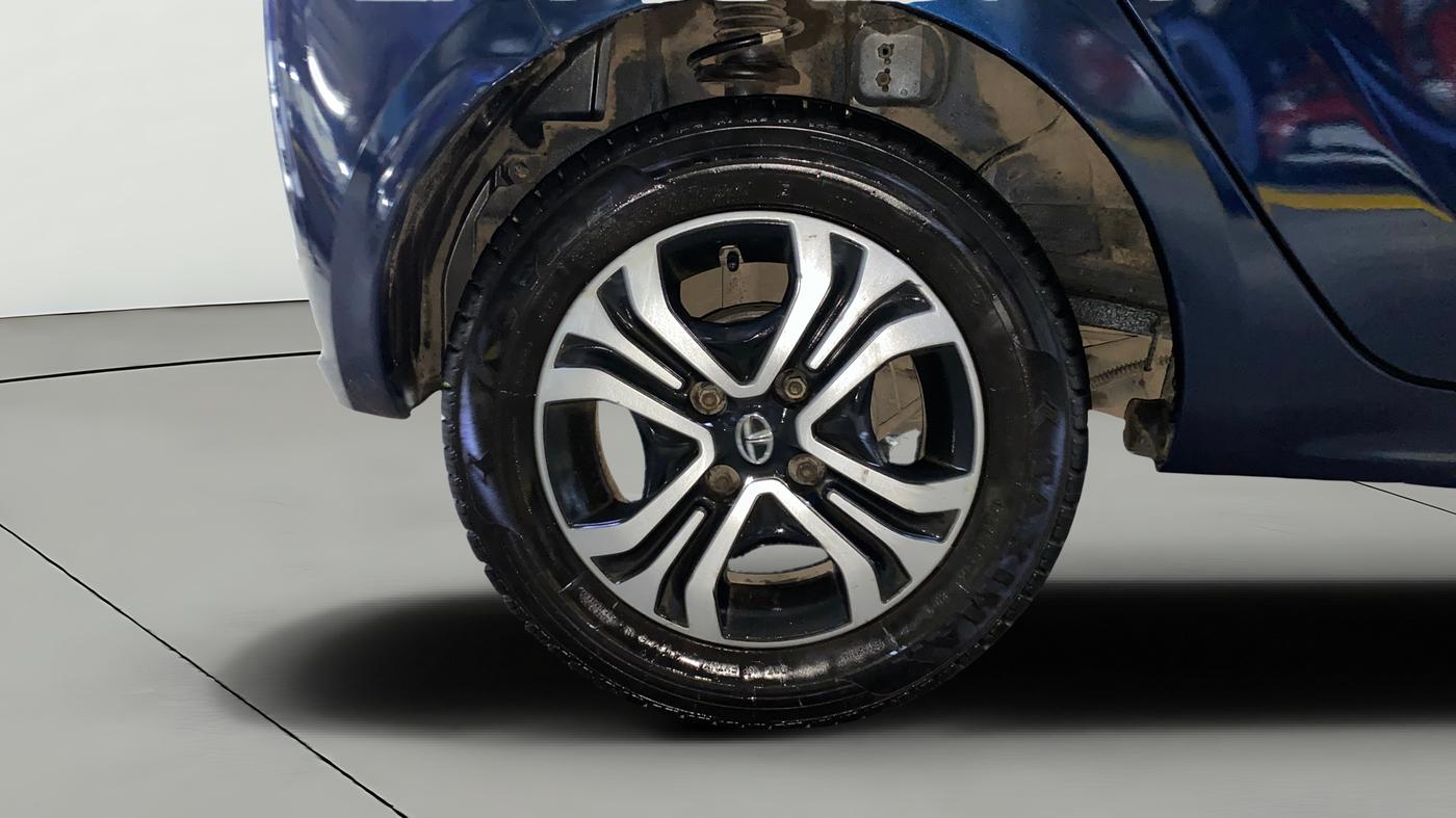 2022 Tata Tiago XT PETROL, Petrol, Manual, 82,299 km, Right Rear Wheel