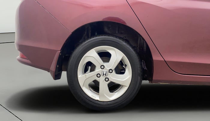 2016 Honda City 1.5L I-VTEC V MT, Petrol, Manual, 1,04,442 km, Right Rear Wheel