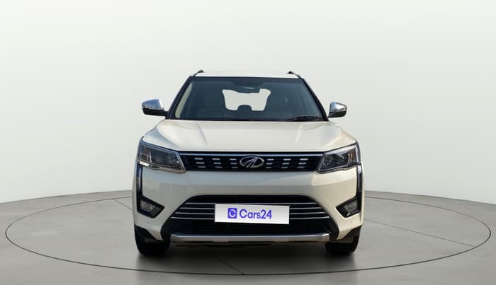 2021 Mahindra XUV300 W8 (O) 1.5 DIESEL, Diesel, Manual, 80,893 km, Front