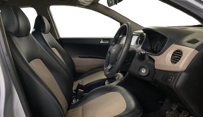 2019 Hyundai Grand i10 SPORTZ 1.2 KAPPA VTVT, Petrol, Manual, 28,424 km, Right Side Front Door Cabin