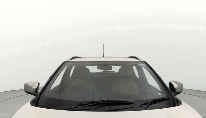 2021 Nissan MAGNITE XL TURBO, Petrol, Manual, 68,494 km, Front Windshield