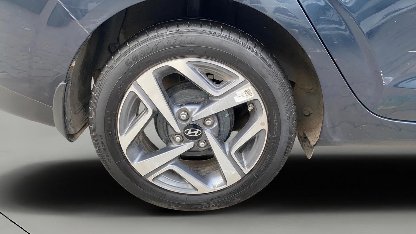 2024 Hyundai AURA SX 1.2 CNG, CNG, Manual, 36,615 km, Right Rear Wheel