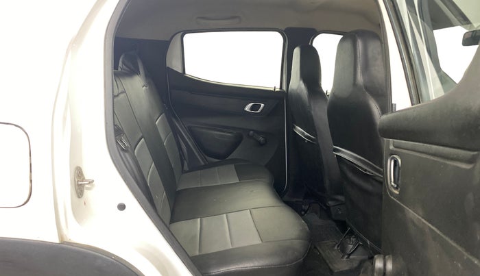 2019 Renault Kwid RXT 1.0 (O), Petrol, Manual, 42,793 km, Right Side Rear Door Cabin