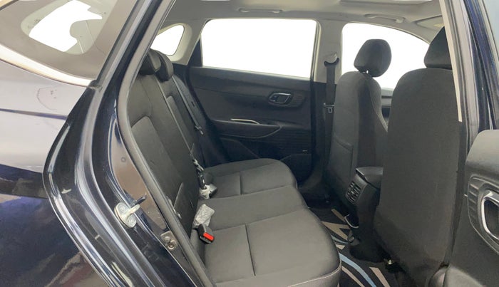 2023 Hyundai NEW I20 ASTA (O) 1.2 MT, Petrol, Manual, 89,158 km, Right Side Rear Door Cabin