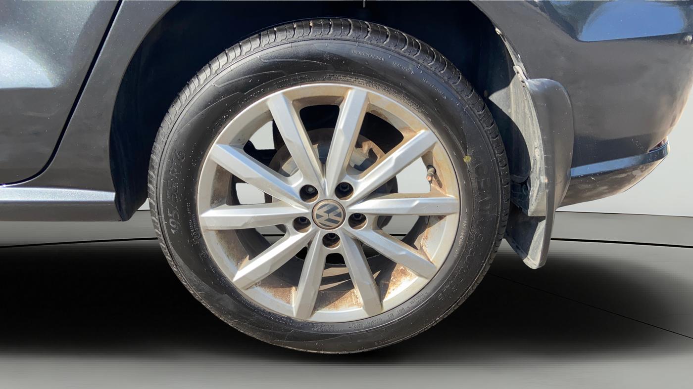 2018 Volkswagen Ameo HIGHLINE PLUS 1.5L AT 16 ALLOY, Diesel, Automatic, 87,218 km, Left Rear Wheel