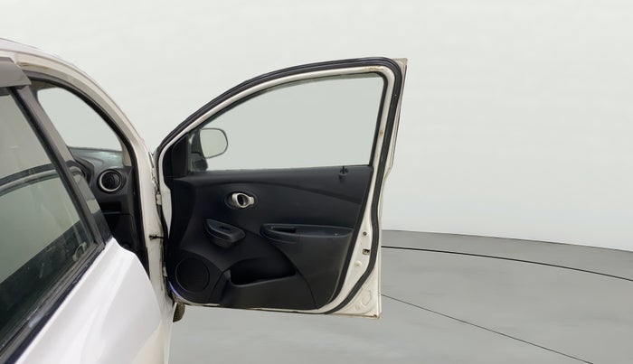 2018 Datsun Go Plus T (O), Petrol, Manual, 33,327 km, RHS Front Door