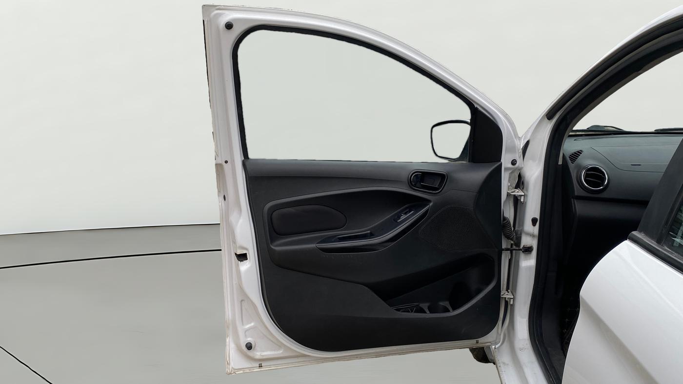 2019 Ford New Figo TITANIUM 1.2 PETROL MT, Petrol, Manual, 64,612 km, LHS Front Door