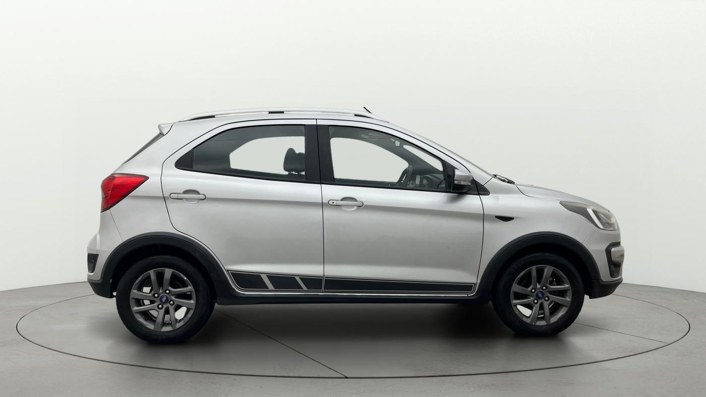 2019 Ford FREESTYLE TITANIUM PLUS 1.2 PETROL, Petrol, Manual, 70,647 km, Right Side View