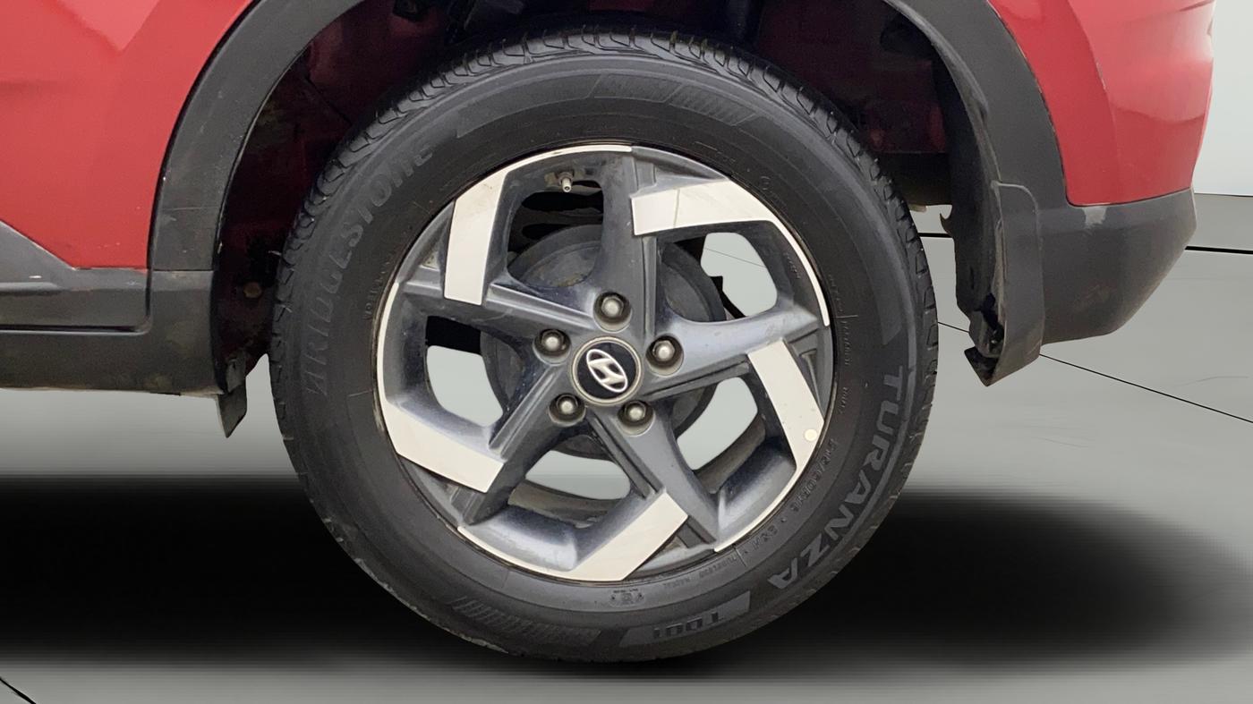 2021 Hyundai VENUE SX PLUS 1.0 TURBO DCT, Petrol, Automatic, 1,13,950 km, Left Rear Wheel