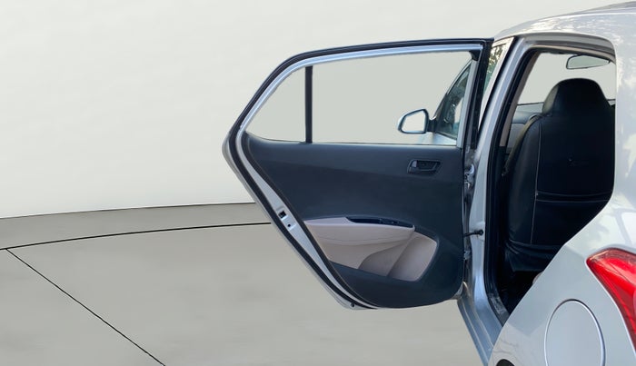 2016 Hyundai Grand i10 MAGNA 1.2 KAPPA VTVT, Petrol, Manual, 77,691 km, LHS Rear Door