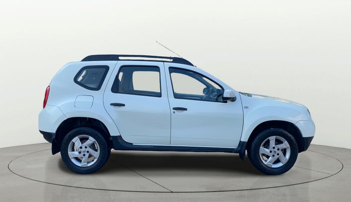 2014 Renault Duster 85 PS RXL DIESEL, Diesel, Manual, 66,797 km, Right Side View