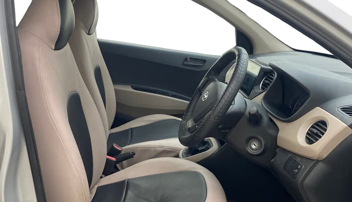 2017 Hyundai Grand i10 MAGNA 1.2 KAPPA VTVT, Petrol, Manual, 64,662 km, Right Side Front Door Cabin
