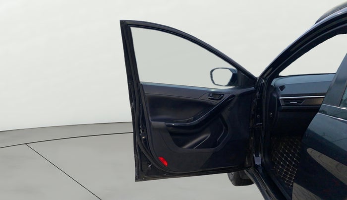 2024 Tata NEXON Fearless 1.2 Revotron 7DCA Dark Edition, Petrol, Automatic, 21,861 km, LHS Front Door