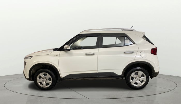 2020 Hyundai VENUE S 1.2, Petrol, Manual, 54,612 km, Left Side