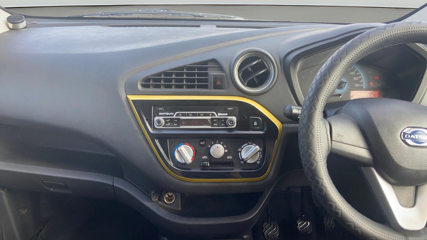 2017 Datsun Redi Go GOLD LIMITED EDITION, Petrol, Manual, 45,228 km, Air Conditioner