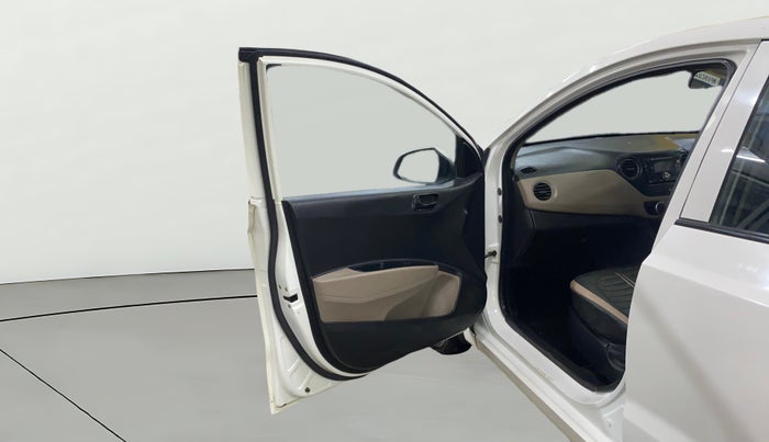 2016 Hyundai Grand i10 MAGNA 1.2 KAPPA VTVT, Petrol, Manual, 68,734 km, LHS Front Door