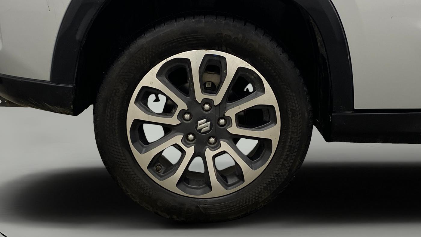 2023 Maruti Grand Vitara ALPHA PLUS HYBRID ECVT, Hybrid, Automatic, 43,096 km, Right Rear Wheel