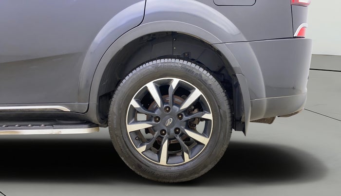 2018 Mahindra XUV500 W11 AT, Diesel, Automatic, 85,907 km, Left Rear Wheel