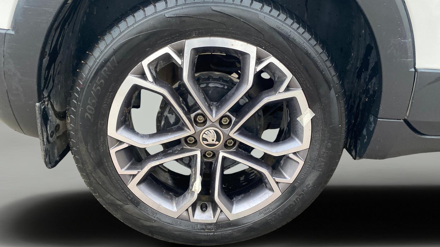 2022 Skoda KUSHAQ STYLE 1.0L TSI AT, Petrol, Automatic, 15,245 km, Right Rear Wheel