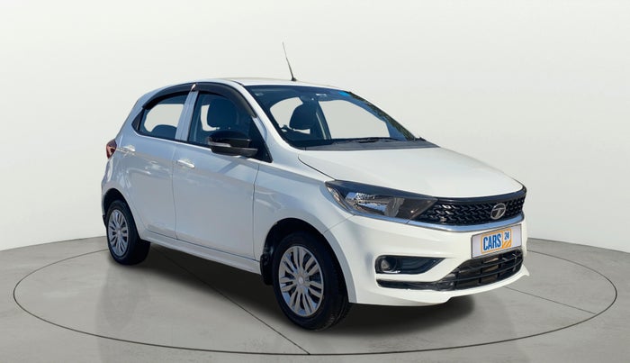 2022 Tata Tiago XT (O) PETROL, Petrol, Manual, 30,136 km, Right Front Diagonal