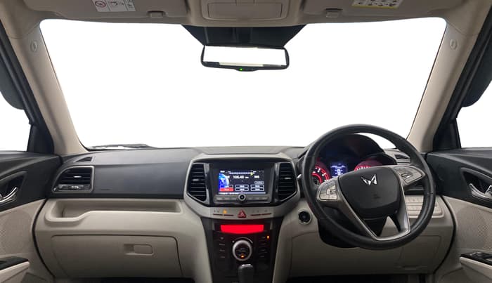 2022 Mahindra XUV300 W8 (O) 1.2 PETROL AMT, Petrol, Automatic, 1,19,785 km, Dashboard
