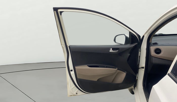 2014 Hyundai Xcent SX 1.2 (O), Petrol, Manual, 45,871 km, LHS Front Door