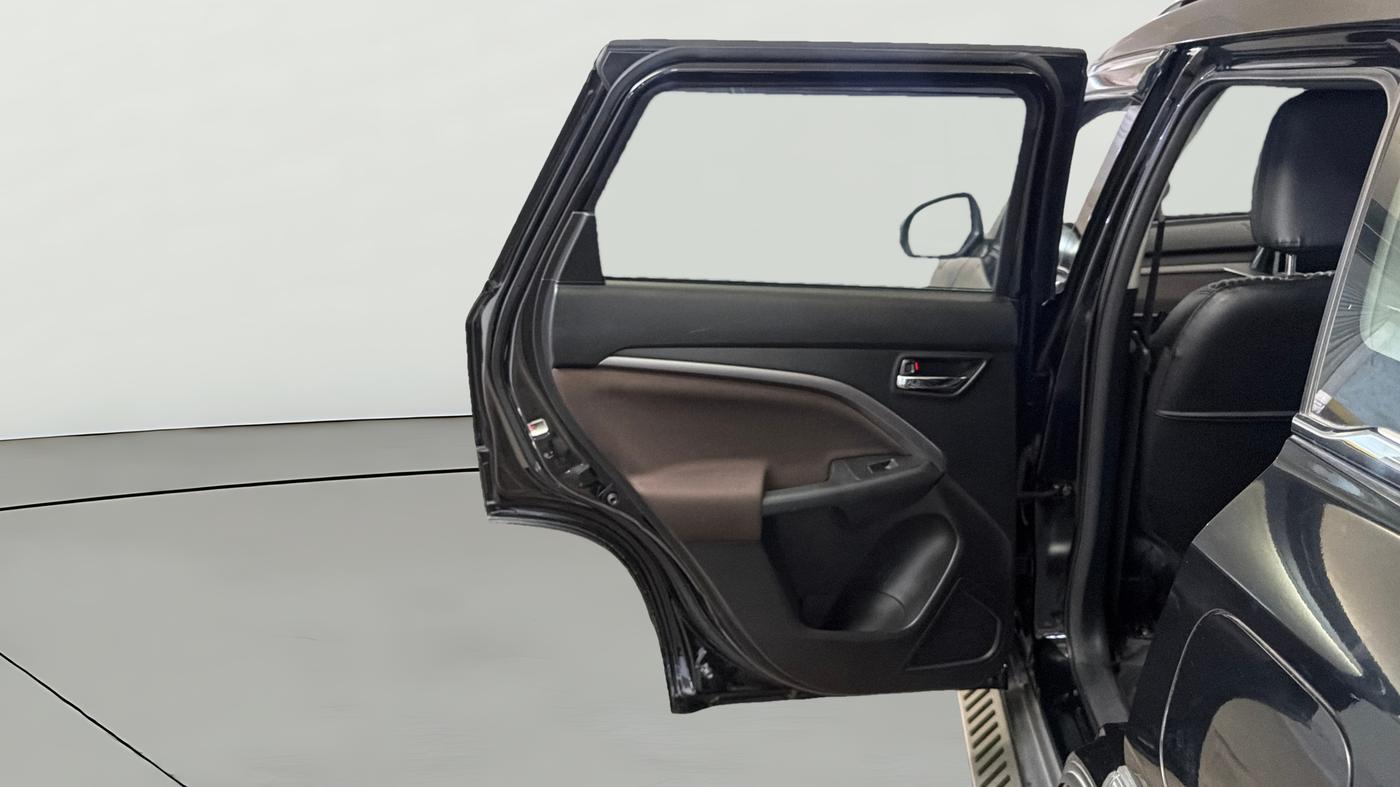 2024 Maruti BREZZA ZXI S-CNG, CNG, Manual, 15,877 km, LHS Rear Door