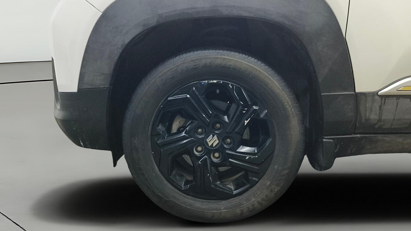 2024 Maruti BREZZA ZXI S-CNG, CNG, Manual, 29,170 km, Left Front Wheel