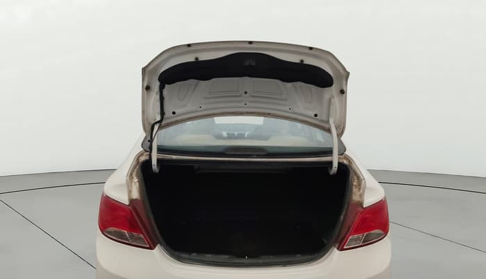 2017 Hyundai Verna 1.6 VTVT SX, Petrol, Manual, 82,518 km, Boot Door Open