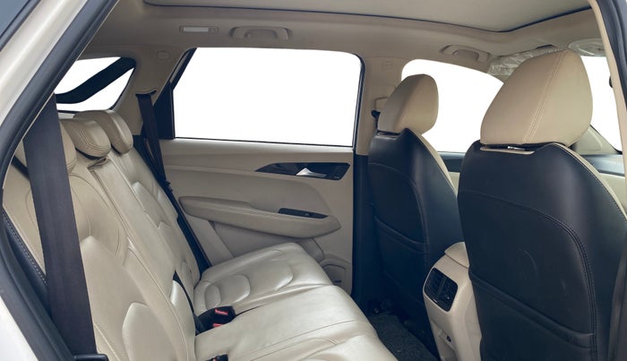 2021 MG HECTOR SHARP HYBRID 1.5 PETROL, Petrol, Manual, 40,654 km, Right Side Rear Door Cabin