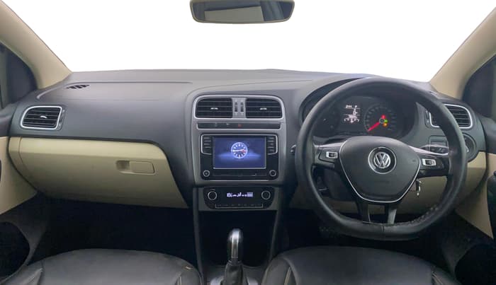2022 Volkswagen Vento HIGHLINE PLUS 1.0L TSI AT, Petrol, Automatic, 79,093 km, Dashboard