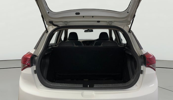 2015 Hyundai Elite i20 MAGNA 1.2, Petrol, Manual, 62,238 km, Boot Open Zoomed View