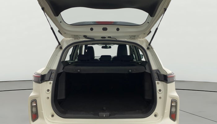 2022 Maruti Grand Vitara ZETA SMART HYBRID, Petrol, Manual, 55,993 km, Boot Open Zoomed View