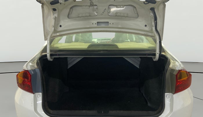 2015 Honda City 1.5L I-VTEC VX, Petrol, Manual, 83,632 km, Boot Open Zoomed View