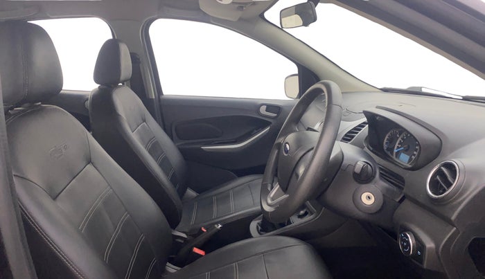 2016 Ford New Figo TREND 1.2 PETROL, Petrol, Manual, 79,879 km, Right Side Front Door Cabin