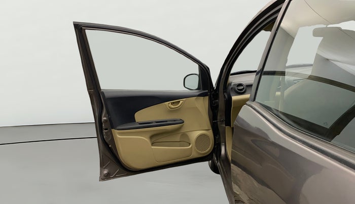 2014 Honda Mobilio 1.5L I-VTEC V, Petrol, Manual, 1,09,732 km, LHS Front Door