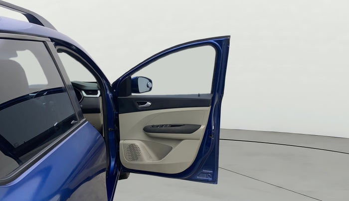 2020 Renault TRIBER RXZ AMT, Petrol, Automatic, 76,340 km, RHS Front Door