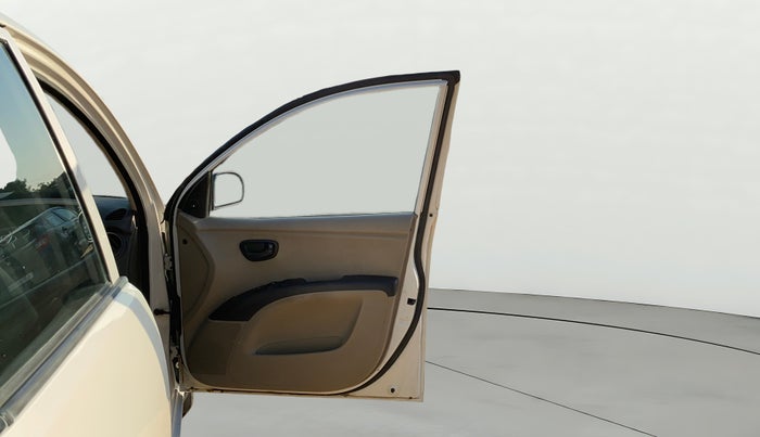 2014 Hyundai i10 MAGNA 1.1, Petrol, Manual, 66,739 km, RHS Front Door