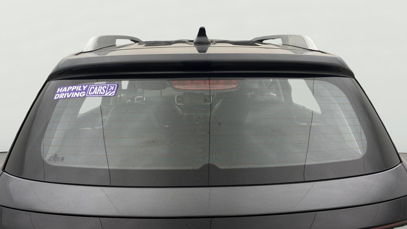 2025 Hyundai VENUE S(O) 1.2, Petrol, Manual, 13,584 km, Rear Windshield
