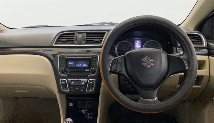 2016 Maruti Ciaz ZXI, Petrol, Manual, 99,587 km, Steering Wheel Close Up