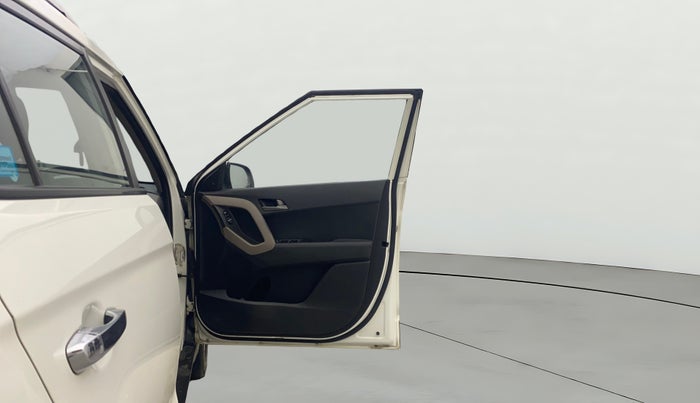 2017 Hyundai Creta SX PLUS 1.6 PETROL, Petrol, Manual, 99,631 km, RHS Front Door