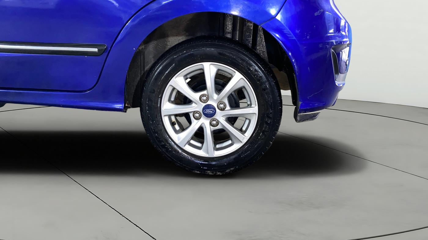 2019 Ford New Figo TITANIUM 1.2 PETROL MT, Petrol, Manual, 28,035 km, Left Rear Wheel