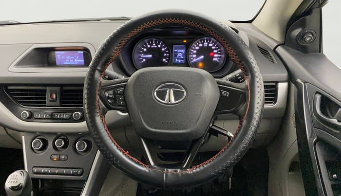 2018 Tata NEXON XM PETROL, CNG, Manual, 1,20,081 km, Steering Wheel Close Up