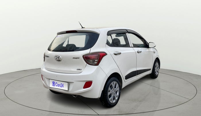 2015 Hyundai Grand i10 MAGNA 1.2 KAPPA VTVT, Petrol, Manual, 63,319 km, Right Back Diagonal